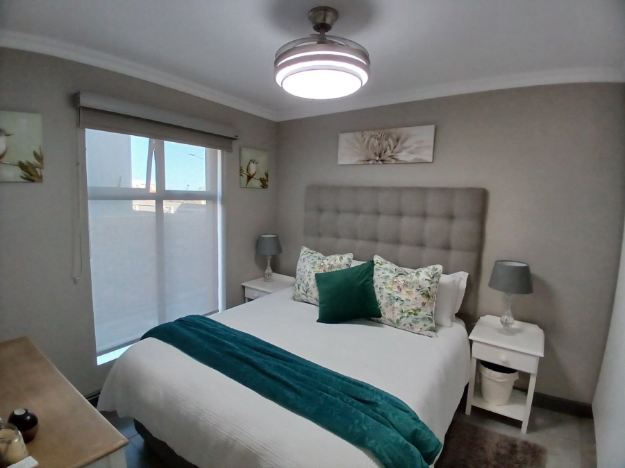 2 Bedroom Property for Sale in Hartenbos Central Western Cape